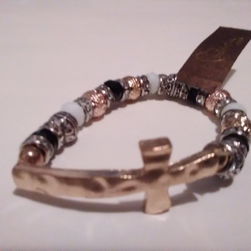 Cross with crystals bracelet